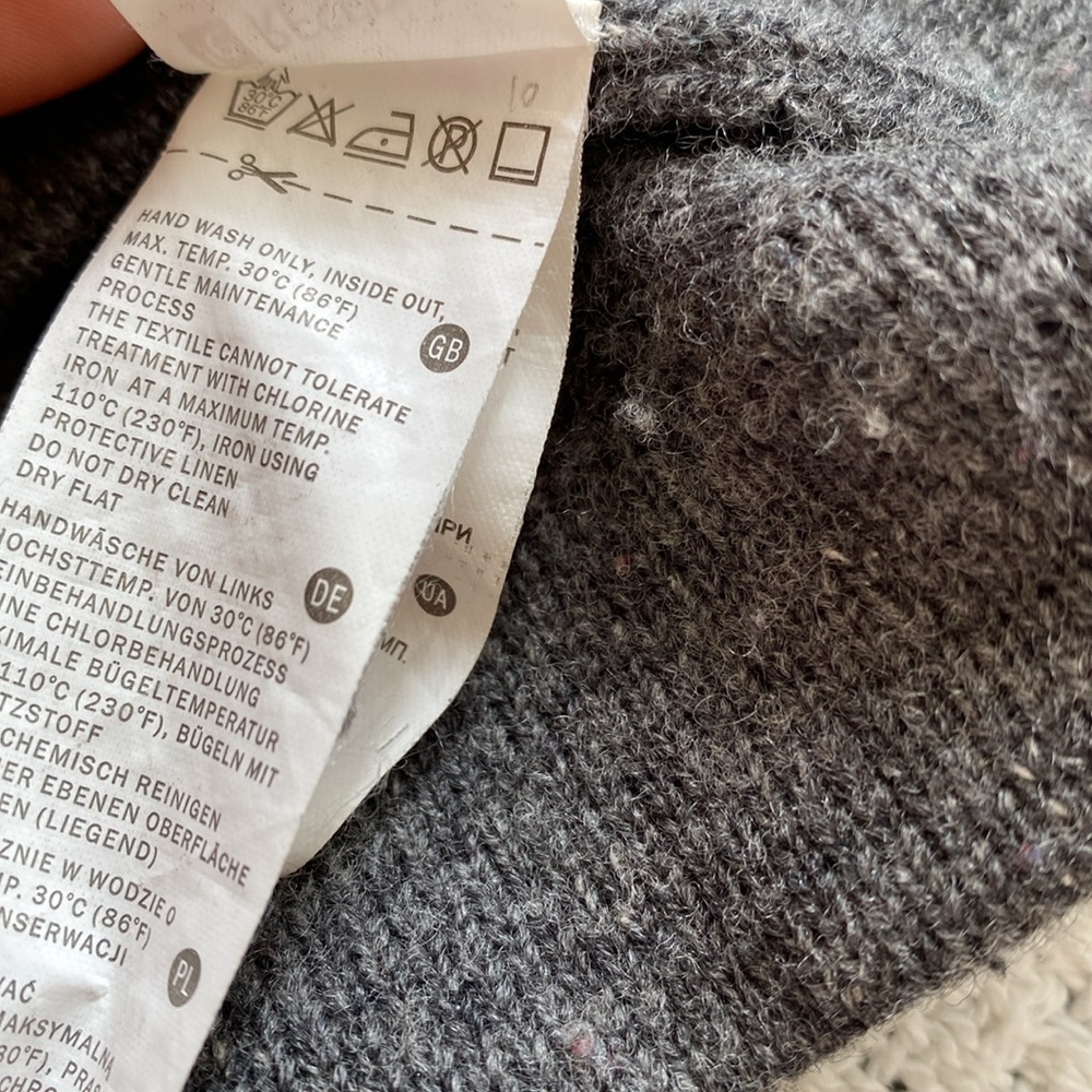 Wool Sweater - Picture 8 of 9